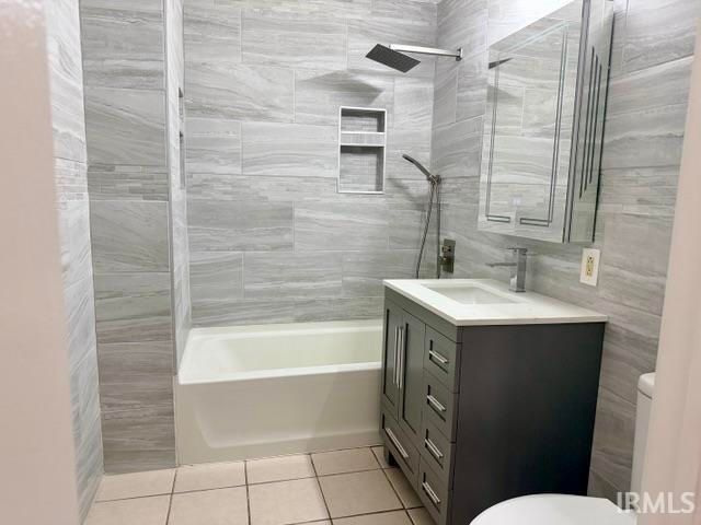 52776 Shellbark Avenue, South Bend, IN 46628