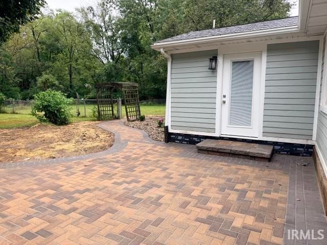 52776 Shellbark Avenue, South Bend, IN 46628