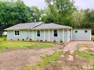 52776 Shellbark Avenue, South Bend, IN 46628
