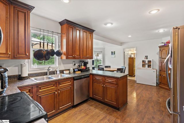 2456 Pumpkintown Highway, Pickens, SC 29671