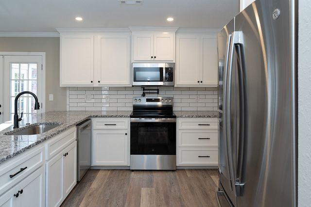 101 Briarhill Road, Enterprise, AL 36330