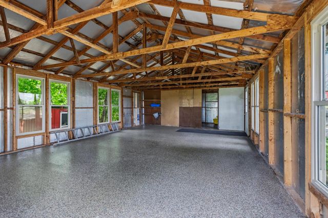 1300 State Route 1901, Marion, KY 42064