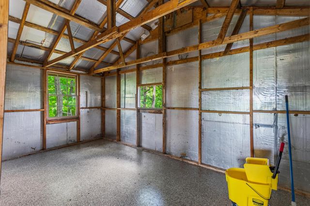1300 State Route 1901, Marion, KY 42064
