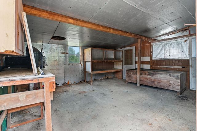 1300 State Route 1901, Marion, KY 42064