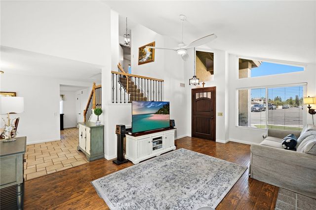 16 Wadsworth, Irvine, CA 92620