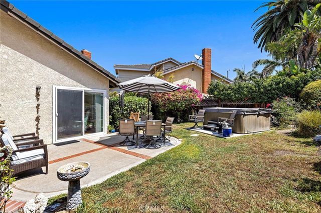 16 Wadsworth, Irvine, CA 92620