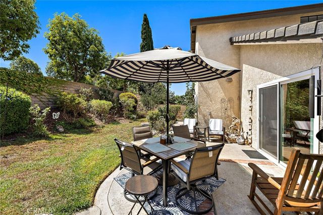 16 Wadsworth, Irvine, CA 92620