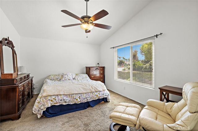 16 Wadsworth, Irvine, CA 92620