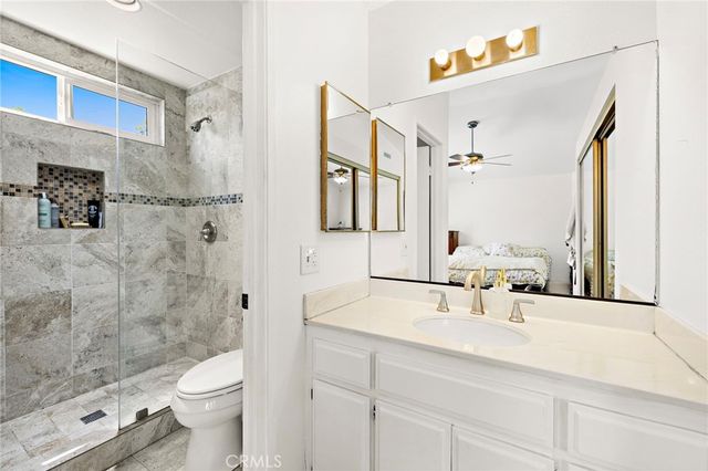 16 Wadsworth, Irvine, CA 92620