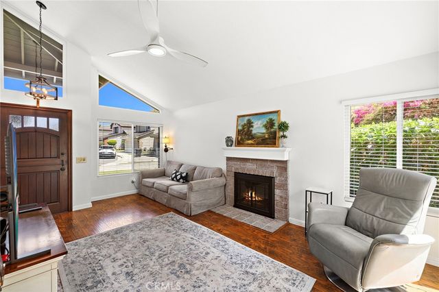 16 Wadsworth, Irvine, CA 92620