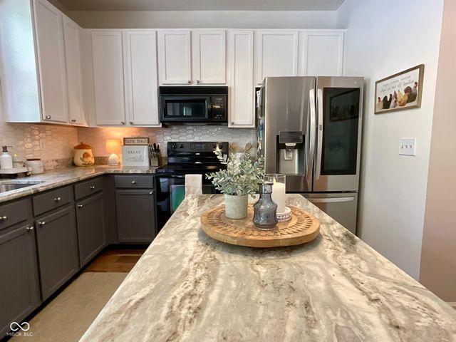 3310 Suffolk Court, Greenwood, IN 46143