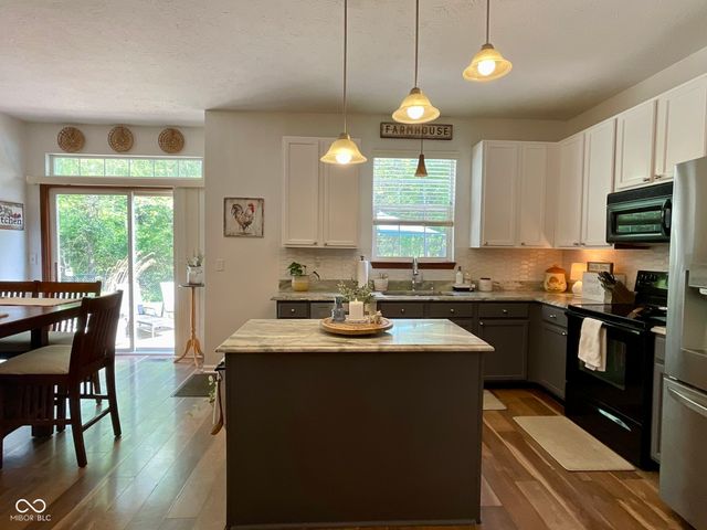 3310 Suffolk Court, Greenwood, IN 46143