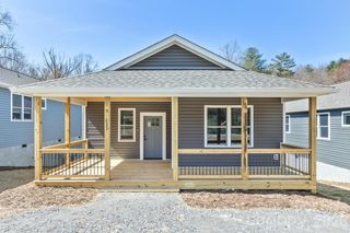 233 EDGEWOOD Road S, Asheville, NC 28803