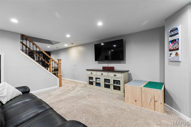 15668 Coventry Farm Drive, Chesterfield, MO 63017