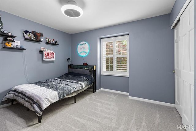 15668 Coventry Farm Drive, Chesterfield, MO 63017