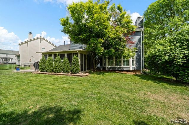 15668 Coventry Farm Drive, Chesterfield, MO 63017