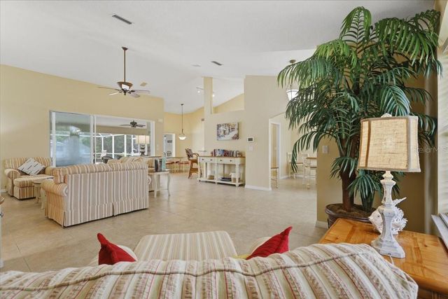36 CLOVERDALE COURT N, Palm Coast, FL 32137