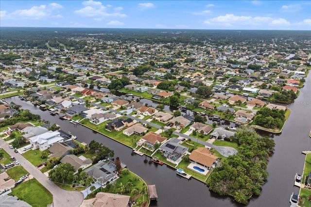 36 CLOVERDALE COURT N, Palm Coast, FL 32137