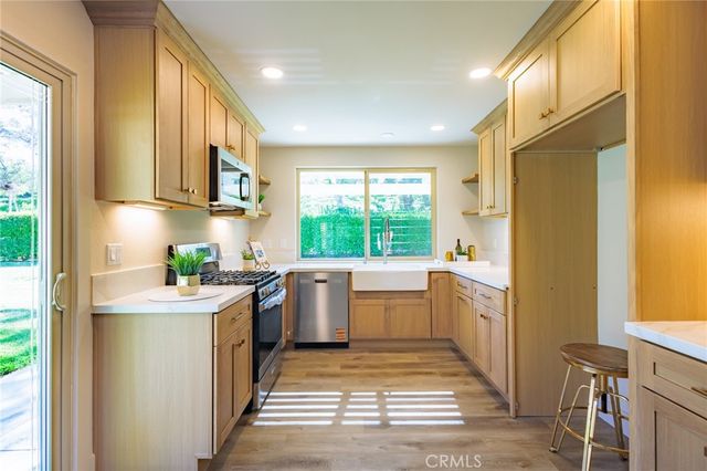 28043 Via Tirso, Mission Viejo, CA 92692