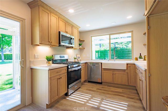 28043 Via Tirso, Mission Viejo, CA 92692