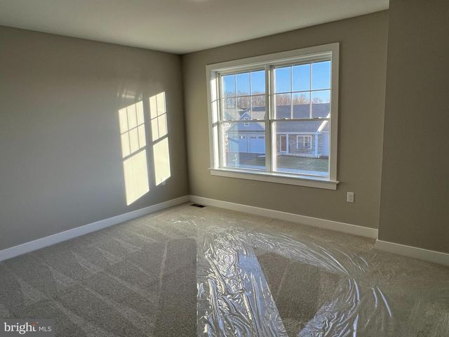 227 RANDOLPH DR, Elizabethtown, PA 17022