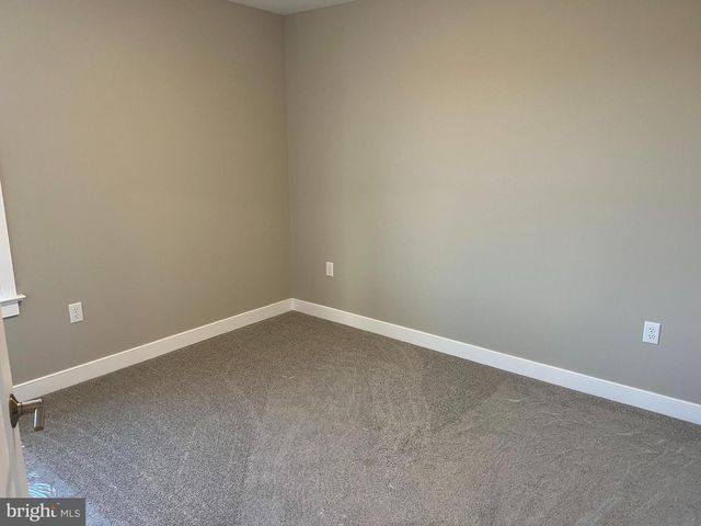 227 RANDOLPH DR, Elizabethtown, PA 17022