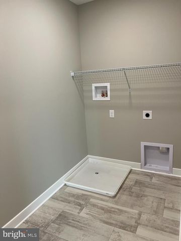 227 RANDOLPH DR, Elizabethtown, PA 17022