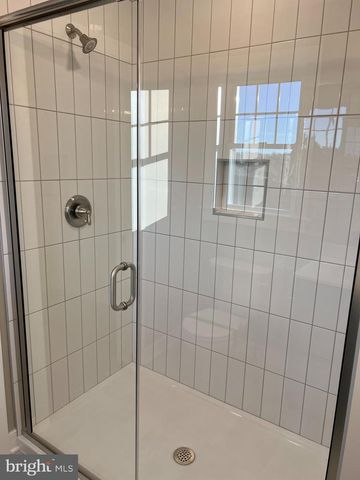 227 RANDOLPH DR, Elizabethtown, PA 17022