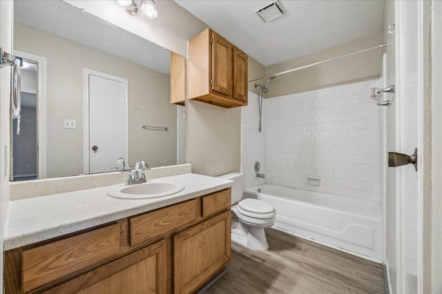 12755 Mill Ridge Drive 306, Cypress, TX 77429