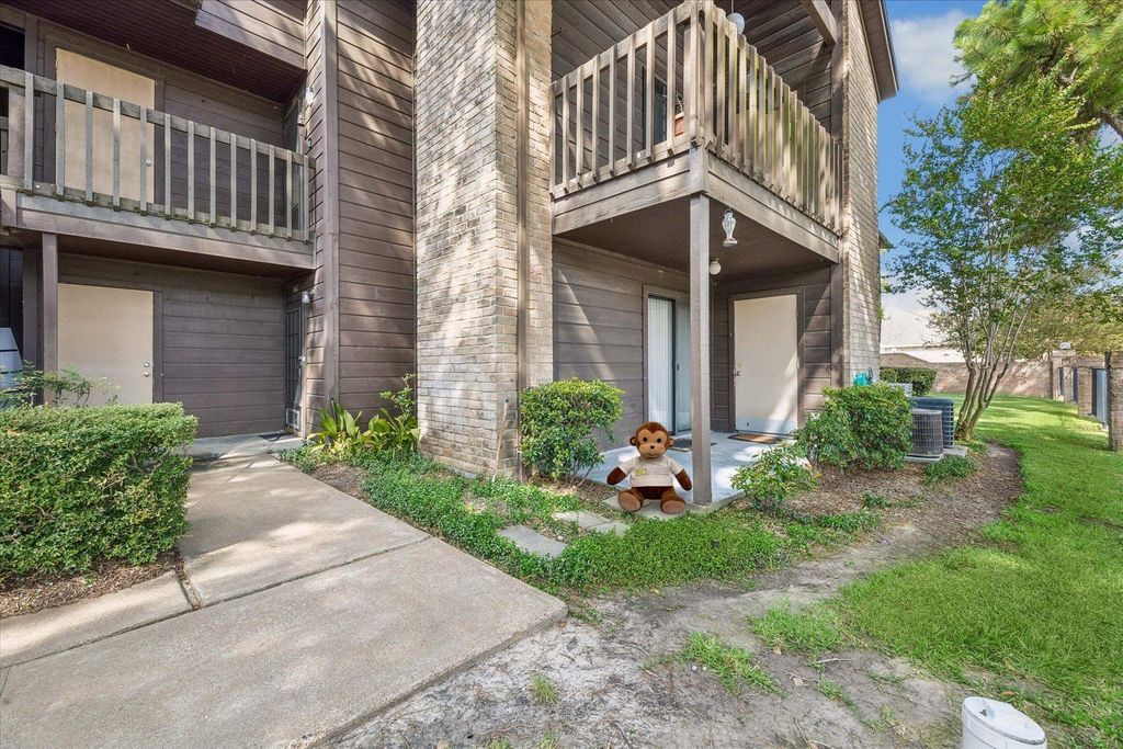 12755 Mill Ridge Drive 306, Cypress, TX 77429