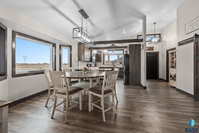 1109 N Willow Creek Ave Avenue, Sioux Falls, SD 57110