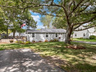16 Peregrine Lane, South Yarmouth, MA 02664