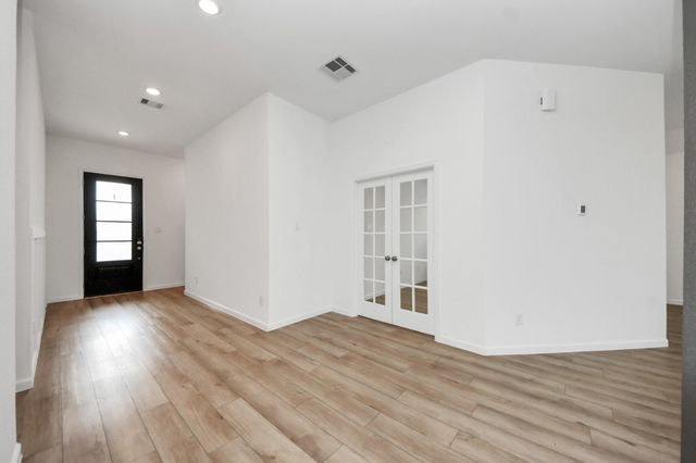 4707 Stoney Terrace Trail, Baytown, TX 77521