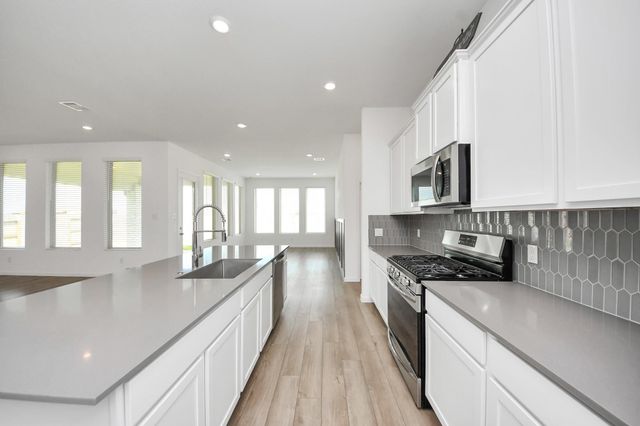 4707 Stoney Terrace Trail, Baytown, TX 77521