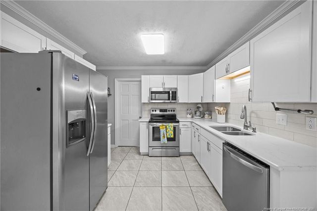 7367 Beaver Run Drive, Fayetteville, NC 28314