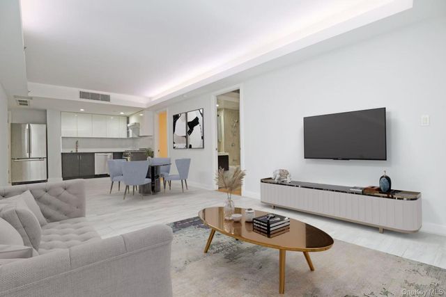 15815 Union Turnpike 3B, Fresh Meadows, NY 11366