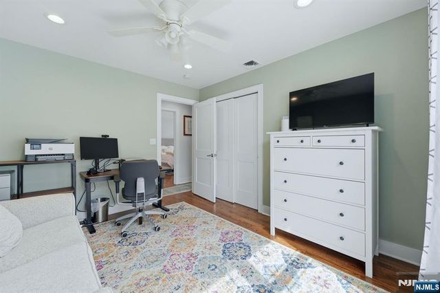7 Grant Street, Elmwood Park, NJ 07407