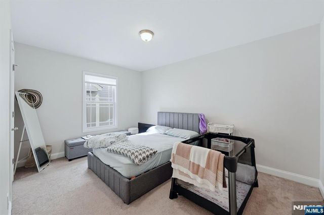 7 Grant Street, Elmwood Park, NJ 07407