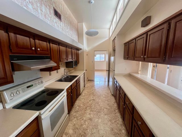 3153 KIRKCALDY RD, Memphis, TN 38128