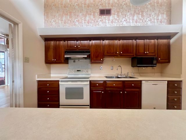 3153 KIRKCALDY RD, Memphis, TN 38128