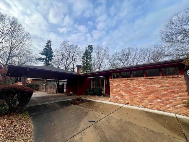 3153 KIRKCALDY RD, Memphis, TN 38128