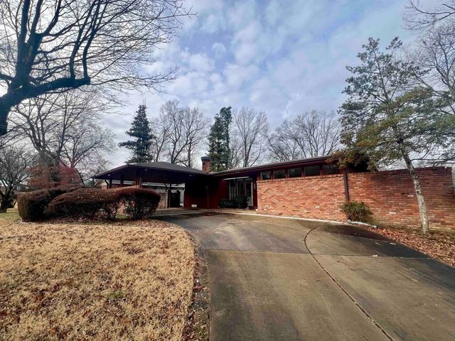 3153 KIRKCALDY RD, Memphis, TN 38128