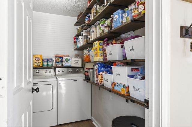 2015 Old Cookeville Rd, Sparta, TN 38583