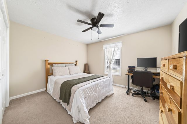 2015 Old Cookeville Rd, Sparta, TN 38583