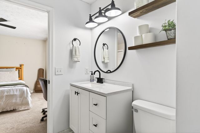 2015 Old Cookeville Rd, Sparta, TN 38583