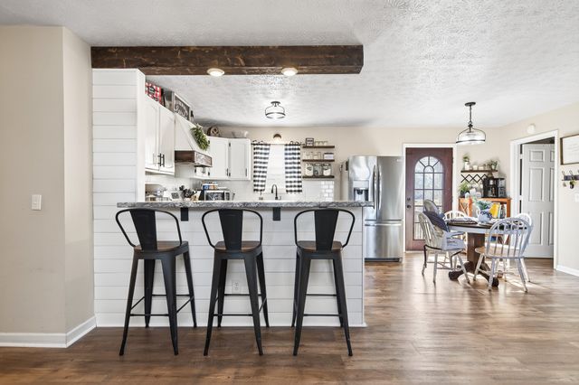 2015 Old Cookeville Rd, Sparta, TN 38583