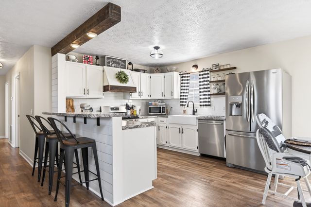 2015 Old Cookeville Rd, Sparta, TN 38583