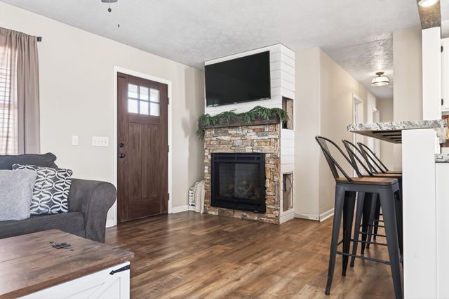 2015 Old Cookeville Rd, Sparta, TN 38583