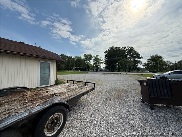 2803 S State Road 66, Marengo, IN 47140