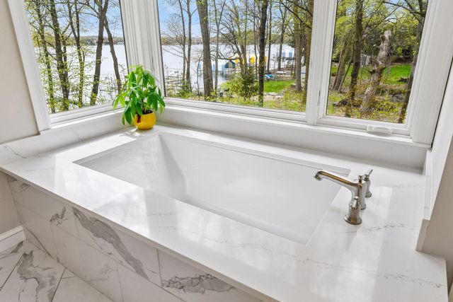 5155 Weeks Road, Greenwood, MN 55331